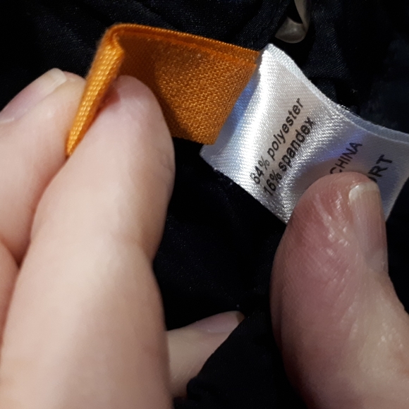 Lucy cropped active pant. Size M - Picture 6 of 6